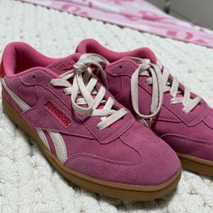 Reebok Women's Pink and White Sneakers